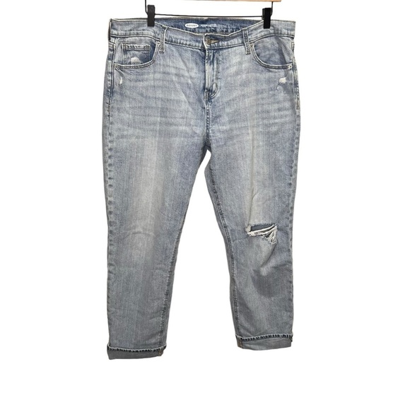 Old Navy Mid Rise Boyfriend Distressed Jeans Size 14 - Picture 1 of 12